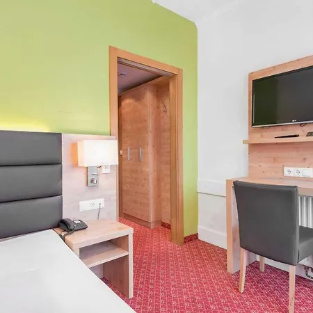 Roessl By Skinetworks Schladming